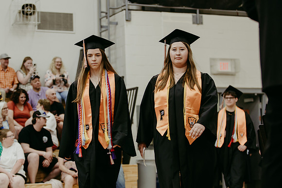 2025 Grads12
