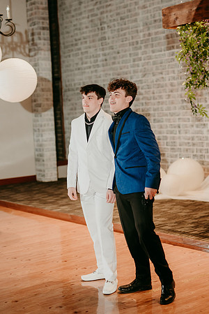 Prom 2025 Grand March15