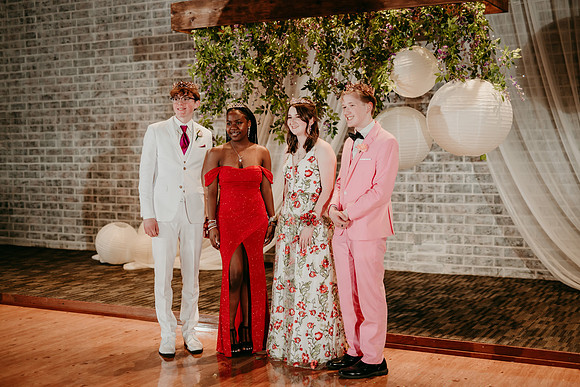 Prom 2025 Grand March112