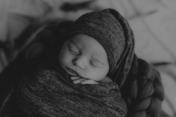 Baby Isaac95bw