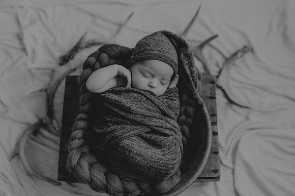 Baby Isaac105bw