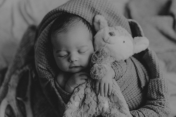Baby Isaac115bw