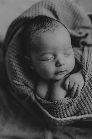 Baby Isaac124bw