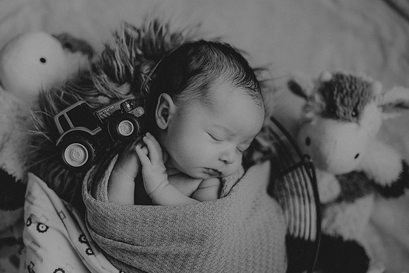 Baby Isaac141bw