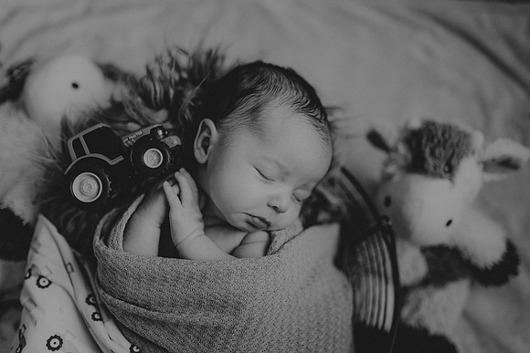 Baby Isaac142bw