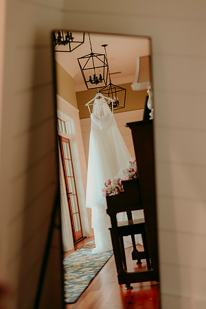 L&L Getting Ready & Details31