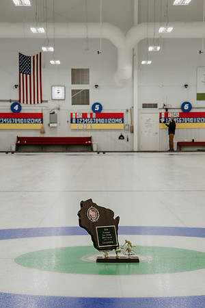2026 Curling Family Photos5