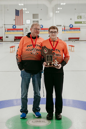 2026 Curling Family Photos27