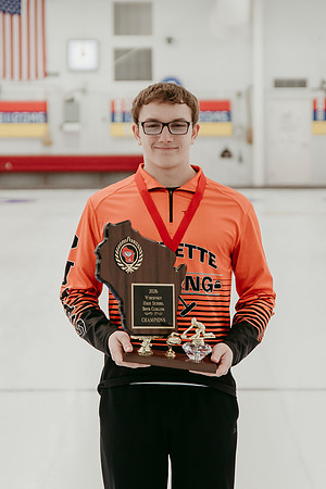 2026 Curling Family Photos32