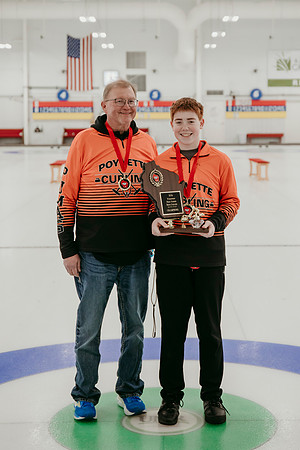 2026 Curling Family Photos34