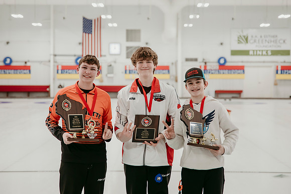 2026 Curling Family Photos52