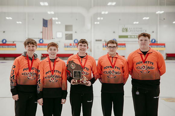 2026 Curling Family Photos48