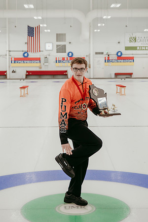 2026 Curling Family Photos55