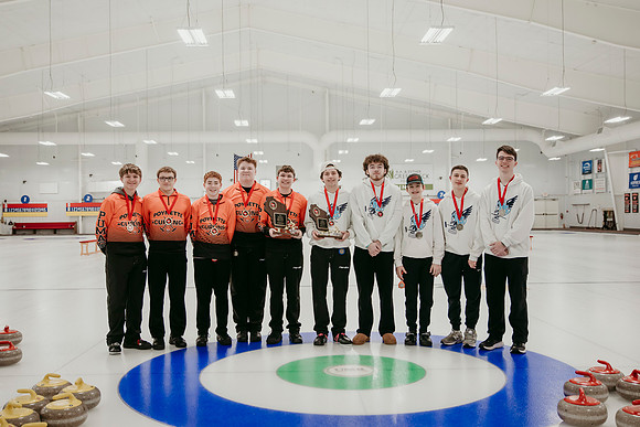 2026 Curling Family Photos58