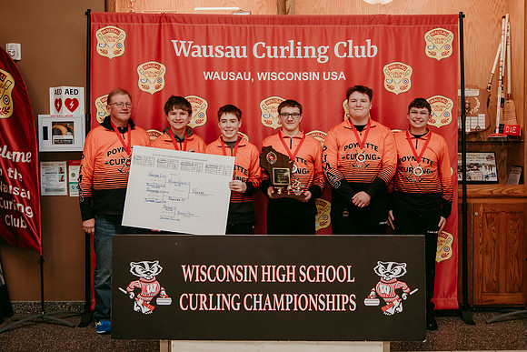 2026 Curling Family Photos69