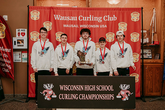 2026 Curling Family Photos73