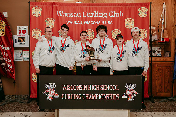 2026 Curling Family Photos72