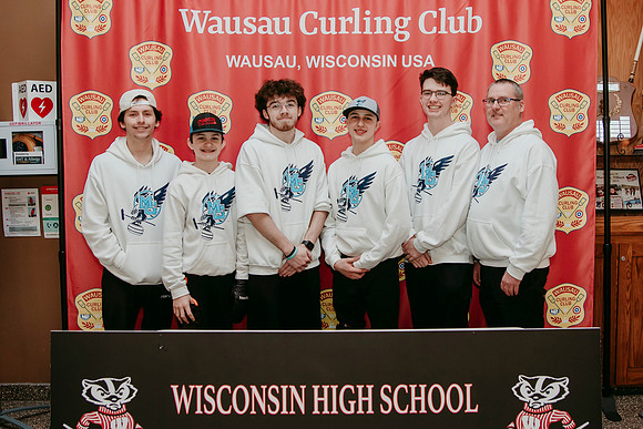 2026 Curling Family Photos82