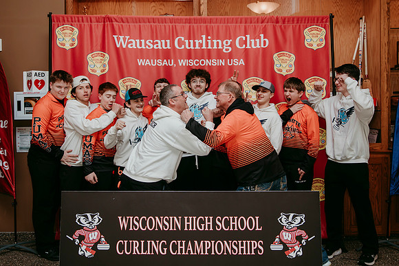 2026 Curling Family Photos85