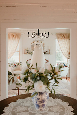 L&L Getting Ready & Details68