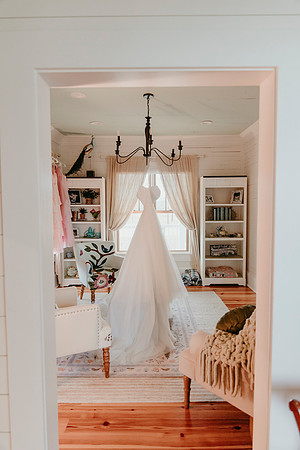 L&L Getting Ready & Details87