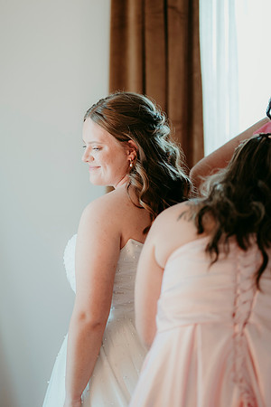 L&L Getting Ready & Details142