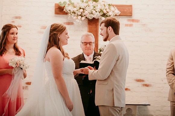L&L Ceremony300