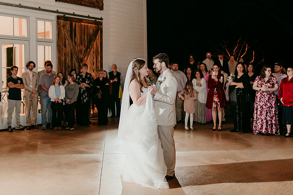 L&L Reception103