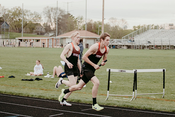 PHS April Meet183