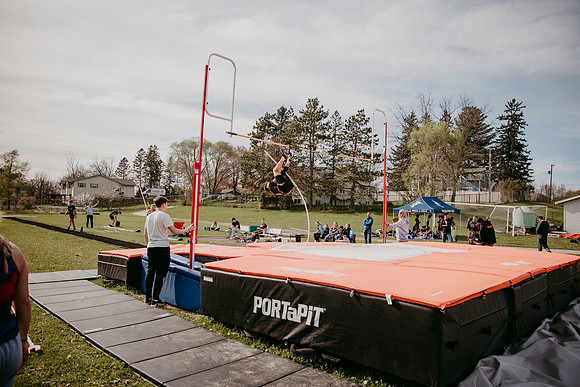 PHS April Meet199