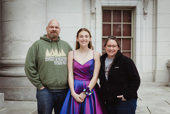Capitol Prom184