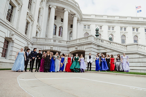Capitol Prom370