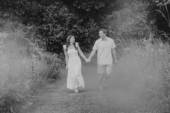 Cole and Grace Engagement84bw