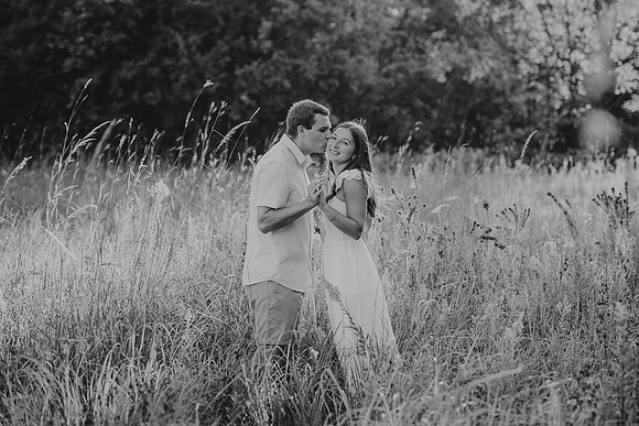 Cole and Grace Engagement59bw