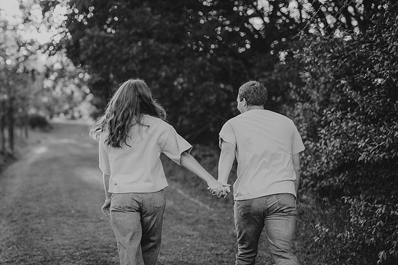 Cole and Grace Engagement169bw