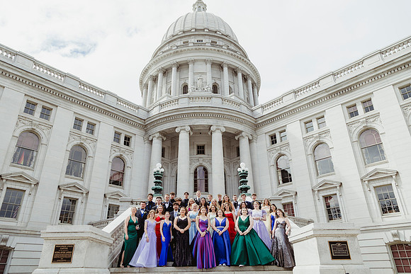 Capitol Prom341