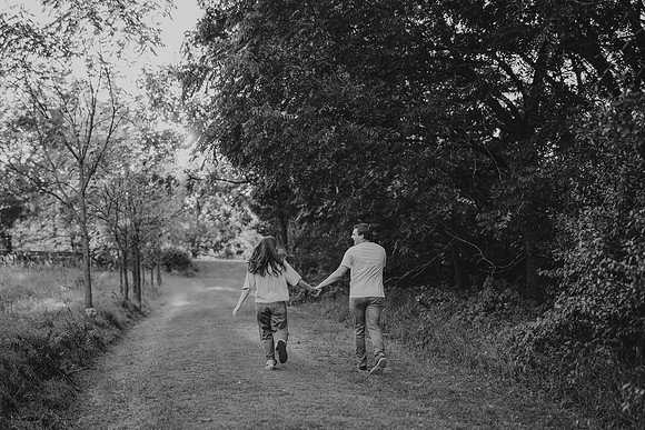 Cole and Grace Engagement171bw