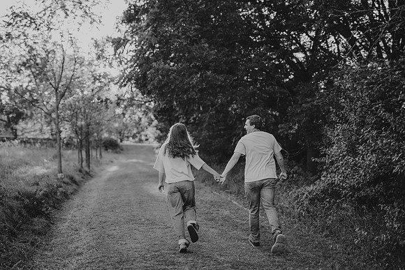 Cole and Grace Engagement170bw