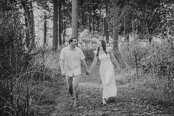 Cole and Grace Engagement105bw