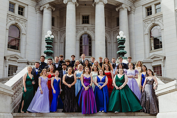 Capitol Prom347