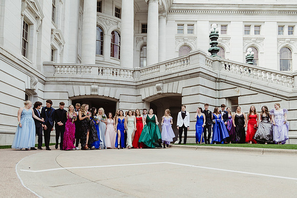 Capitol Prom368