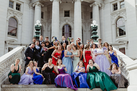 Capitol Prom354
