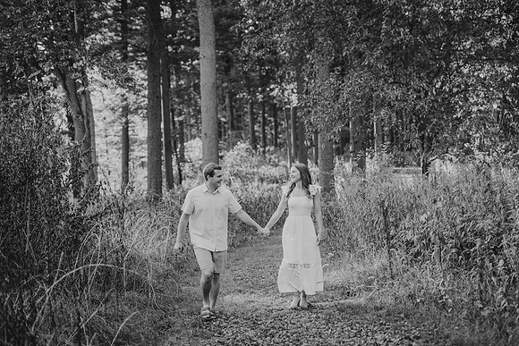 Cole and Grace Engagement102bw