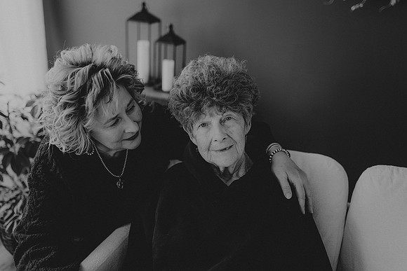 Mother and Daughter21bw