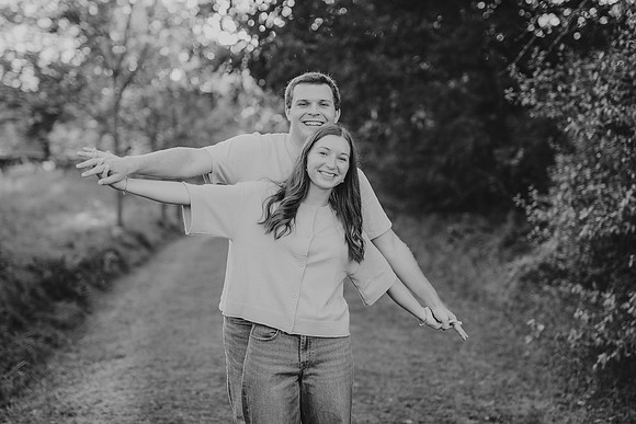 Cole and Grace Engagement156bw