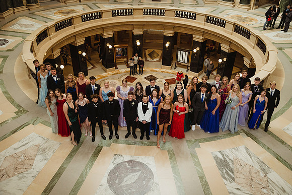 Capitol Prom275
