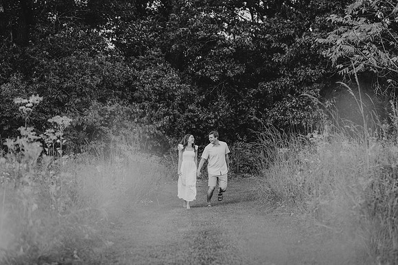 Cole and Grace Engagement79bw
