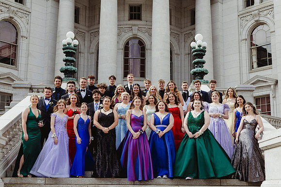 Capitol Prom343
