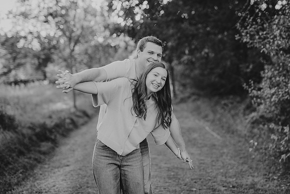 Cole and Grace Engagement161bw