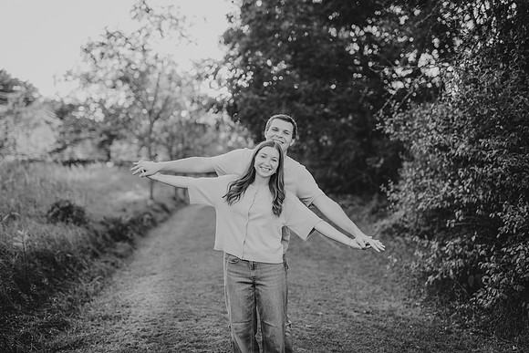 Cole and Grace Engagement155bw